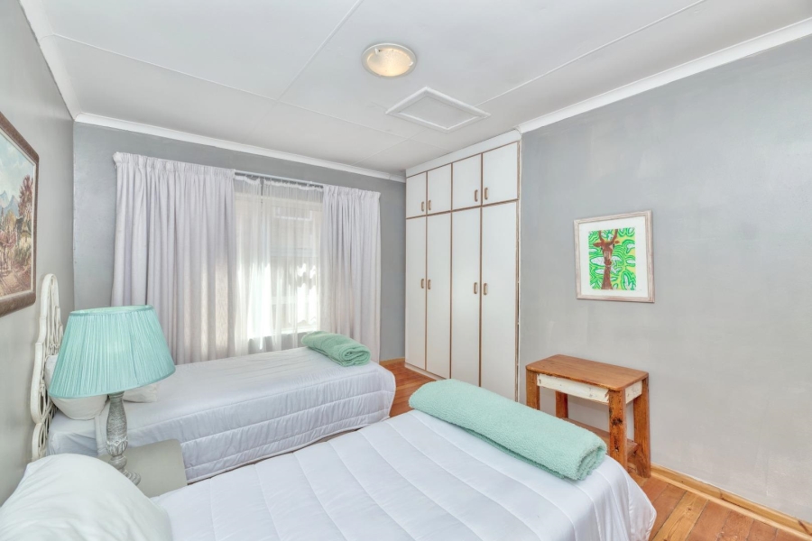 3 Bedroom Property for Sale in De Kelders Western Cape